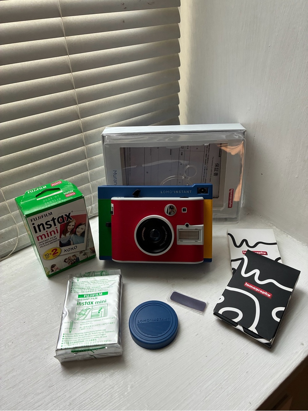 Lomography Lomo'lnstant Murano Instant Camera, Multicolor, Special Edition.